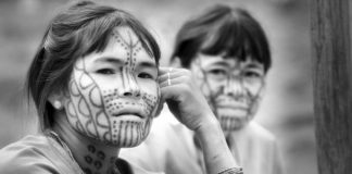 Women tattoo for protection from king