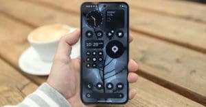 Nothing Phone (2)