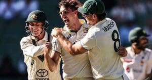 Pakistan fight but still fall short as Australia