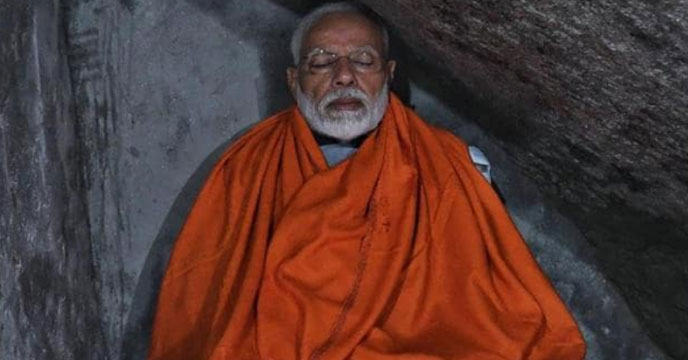 PM Modi meditating