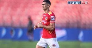 Cleiton Silva foul by Hyderabad FC Goalkeeper where FormercFootballer Criticize on Indian Refreeing