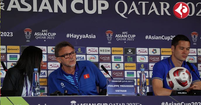 Vietnam Football Team Dismisses Coach Following Crushing Defeat in World Cup Qualifiers