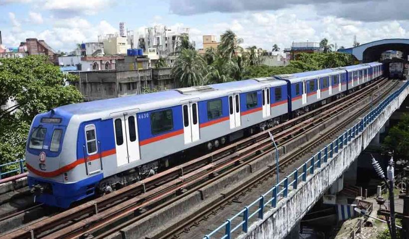 kolkata metro last train timming changed Lets find out whole details , আজ থেকে কলকাতা মেট্রোর রাত্রীকালীন পরিষেবা বন্ধ, জানুন শেষ ট্রেনের সময়