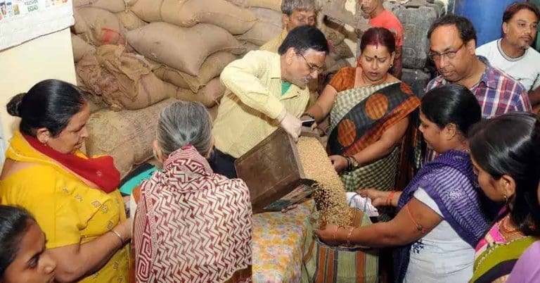 Niti Aayog Sparks Speculation Over Centre’s Plan to Replace Rice and Wheat with Cash in Ration Distribution