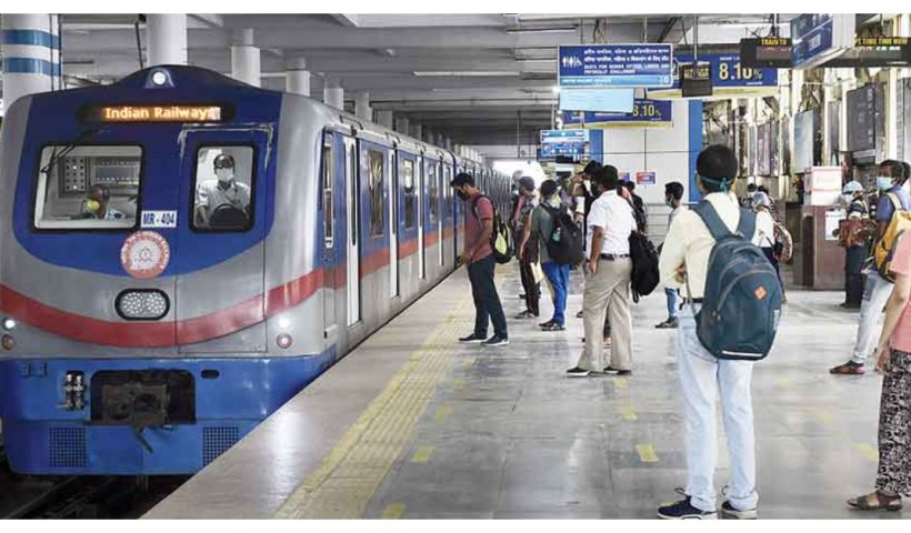 kolkata metro will operate on blue line route experimentally from May 24 till 12 midnight