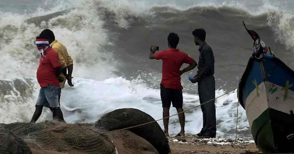 Remal Remal: তাণ্ডব চালাতে পারে ‘রেমাল’, বিপদে সাহায্য পেতে সেভ করে রাখুন এই হেল্পলাইন নম্বর