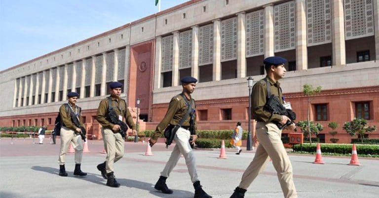 সংসদের নিরাপত্তা থেকে সরানো হল ১৪০০ CRPF জওয়ানকে, এবার আসরে CISF