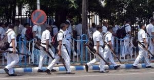 State-Centre Showdown? Kolkata Police Blocks Army Vehicle at Writers'