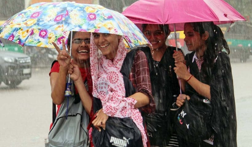 cyclone-remal-update-heavy-rainfall-all-over-bengal-red-alert-issued-for-today