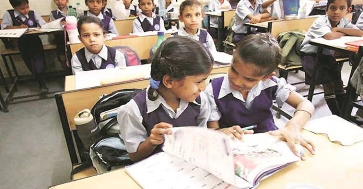 Government and government-aided schools are reopening from June 10 after summer vacation, ১০ জুন গরমের ছুটির পর স্কুল খুলছে।