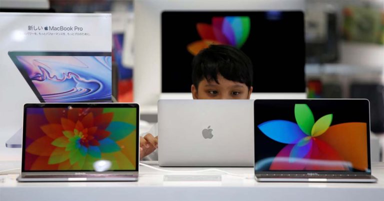 অ্যাপল স্যামসাংয়ে বড় সিদ্ধান্তে, সমস্যায় ভারত