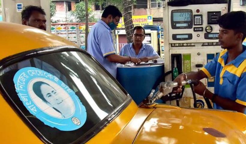 petrol diesel কলকাতায় জ্বালানির রেট ৯০.৭৪ টাকা, বহু রাজ্যে কমল পেট্রোলের দাম