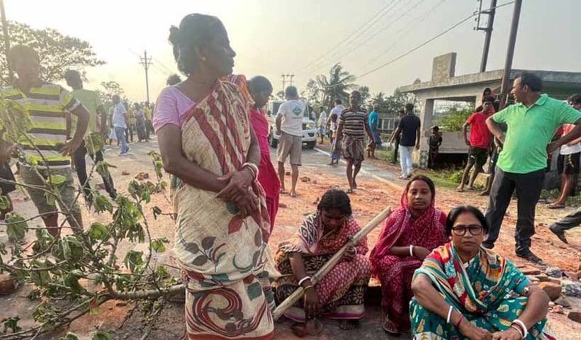 sandesh ভোট সপ্তমীতে ব্যাপক হিংসা, সন্দেশখালিতে ১৪৪ ধারা জারি