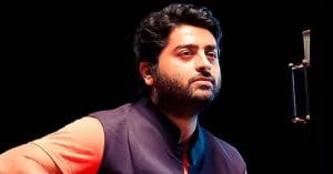 Arijit Singh at a concert