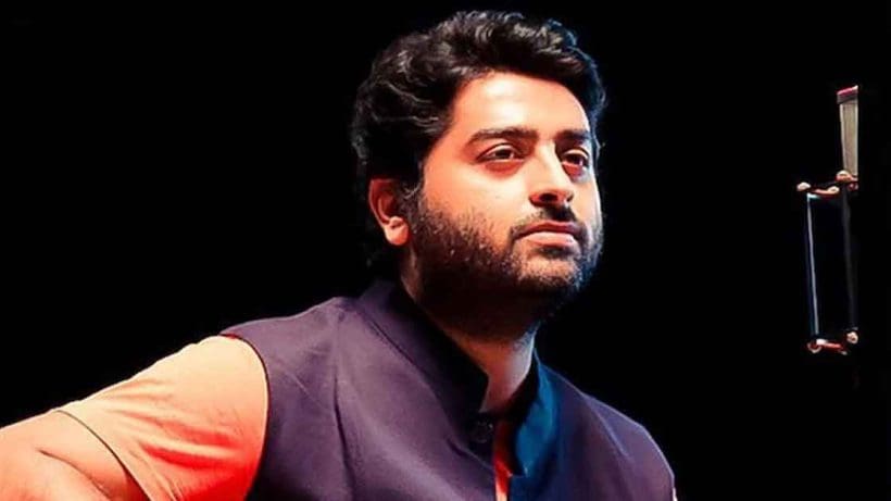 Arijit Singh at a concert