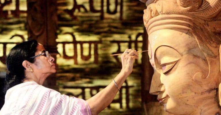 ২৬’র ভোট পাখির চোখ, দুর্গাপুজোয় ক্লাবে ক্লাবে বিপুল বরাদ্দ বাড়িয়ে কৌশলী পদক্ষেপ মমতার?