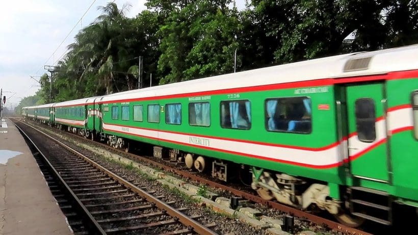 Indian Railways will conditionally refund the entire amount of canceled Maitri Express tickets due to the anti-reservation movement in Bangladesh, সংরক্ষণ বিরোধী আন্দোলনের ফলে বাতিল মৈত্রী এক্সপ্রেসের টিকিটের পুরো টাকা শর্ত সাপেক্ষে ফেরাবে ভারতীয় রেল