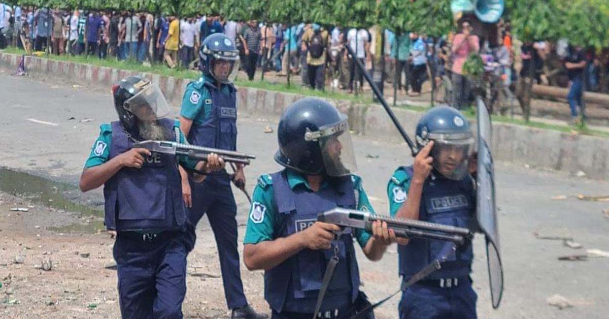 bangladesh 3 ইন্টারনেট বিচ্ছিন্ন বাংলাদেশ, সংবাদ স্তব্ধ করে 'চরম পথে' হাসিনা সরকার ?