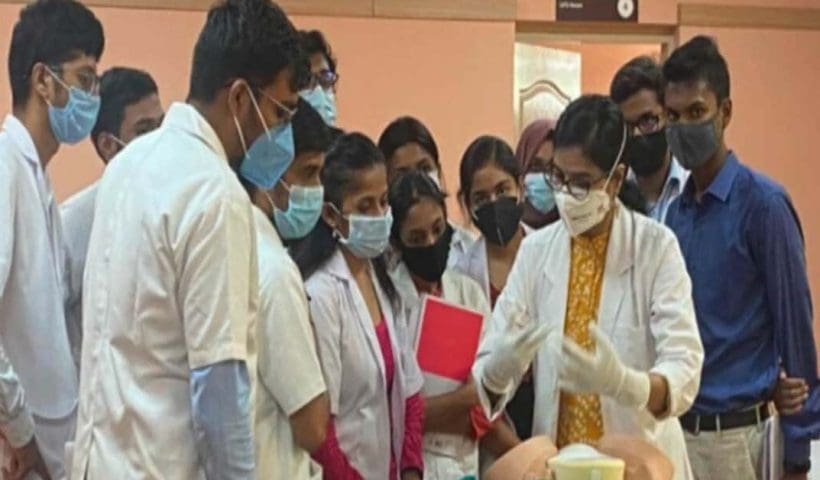 will number of medical seats in medical courses in Bengal decrease fear of strict action by the National Medical Commission, রাজ্যের মেডিক্যাল কলেজগুলিতে কমবে ডাক্তারি পড়ার আসন? কড়া হুঁশিয়ারি!