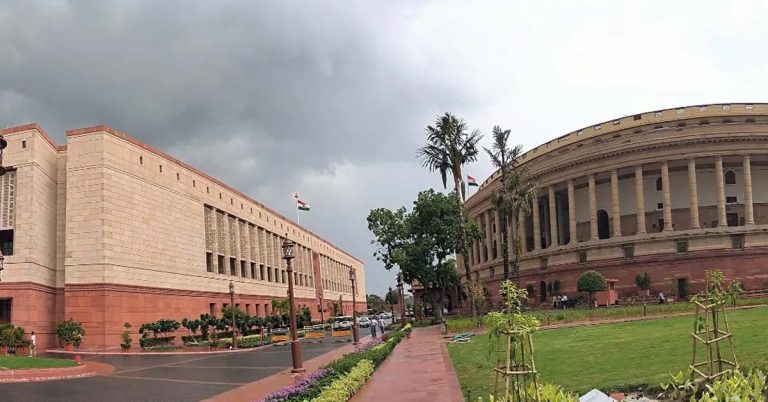 নির্বাচনে হার, ২০০ জন প্রাক্তন সাংসদকে বাংলো খালি করার নির্দেশ