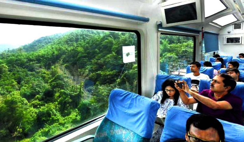 indian railways to attach one vista dome coach in new jalpaiguri howrah shatabdi express, এনজিপি-হাওড়া শতাব্দী এক্সপ্রেসে এবার ভিস্তাডোম