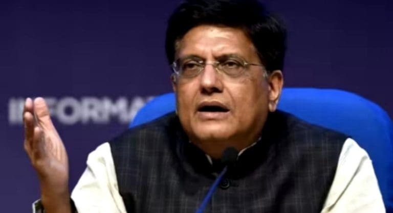 বাজেট নিয়ে ক্রমাগত আক্রমণ, কংগ্রেসকেই ‘নাটের গুরু’ বললেন মোদীর মন্ত্রী!