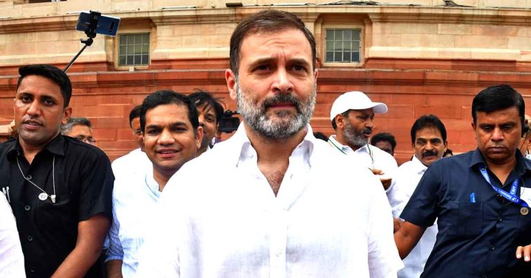 ভেস্তে যাবে বাজেট অধিবেশন? পুরনো দাবিতেই অনড় কংগ্রেস, চরম হৈচৈর আশঙ্কা