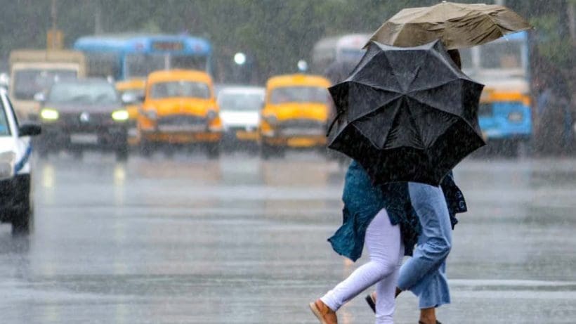 rainfall 1 ঝমঝমিয়ে নামবে বৃষ্টি, বাংলা সহ ৮ রাজ্যে লাল-কমলা সতর্কতা