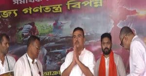 Subhendu Adhilkeri at Dharna mancha near Rajbhavan Kolkata