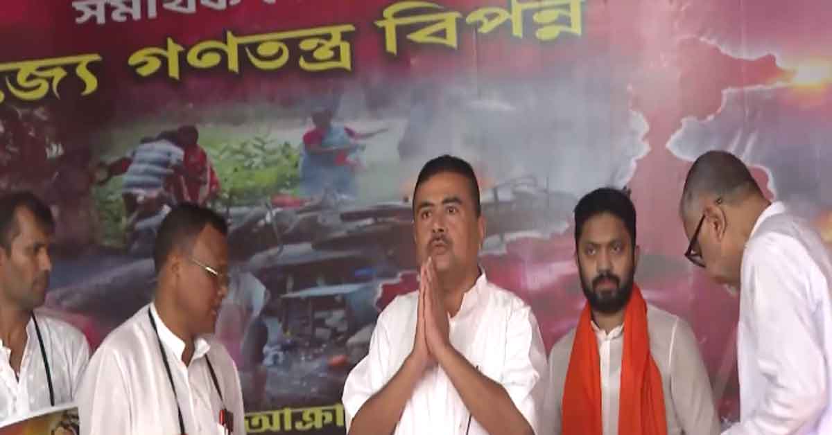 Subhendu Adhilkeri at Dharna mancha near Rajbhavan Kolkata