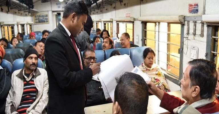 মাঝপথে ট্রেন থেকে নামিয়ে দেবে টিটি, টিকিটের নিয়মে বিরাট বদল রেলের
