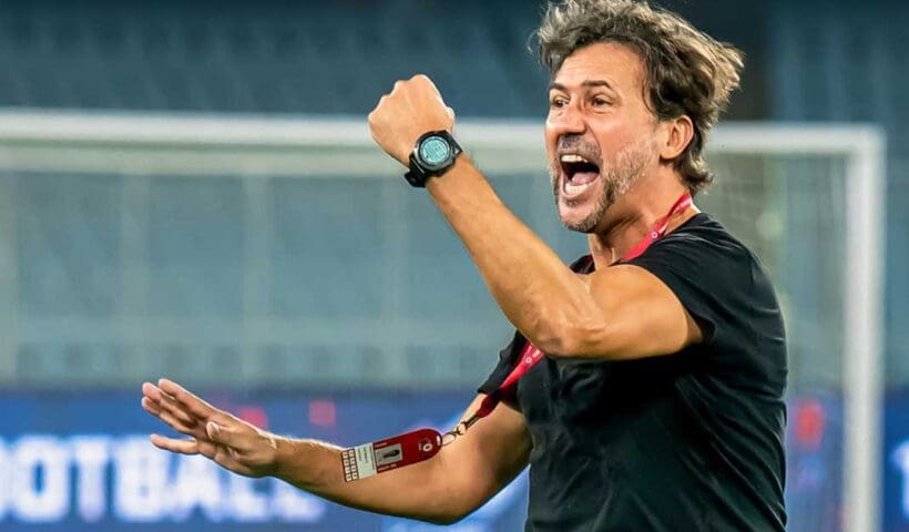 East Bengal Coach Carles Cuadrat