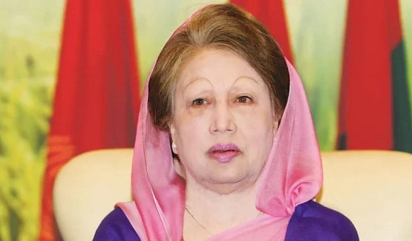 Bangladesh Army Chief General Waker-uz-Zaman Meets BNP Chairperson Khaleda Zia