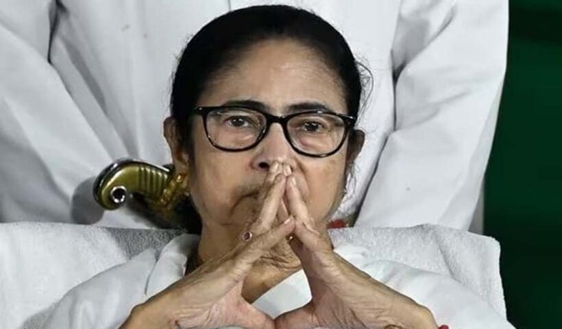 big changes in cm mamata banerjee led west bengal cabinet after loksabha election 2024, মমতার মন্ত্রিসভায় বড় রদবদল, দায়িত্ব বাড়ল তিন মন্ত্রীর, দফতর বদলাল এক'জনের