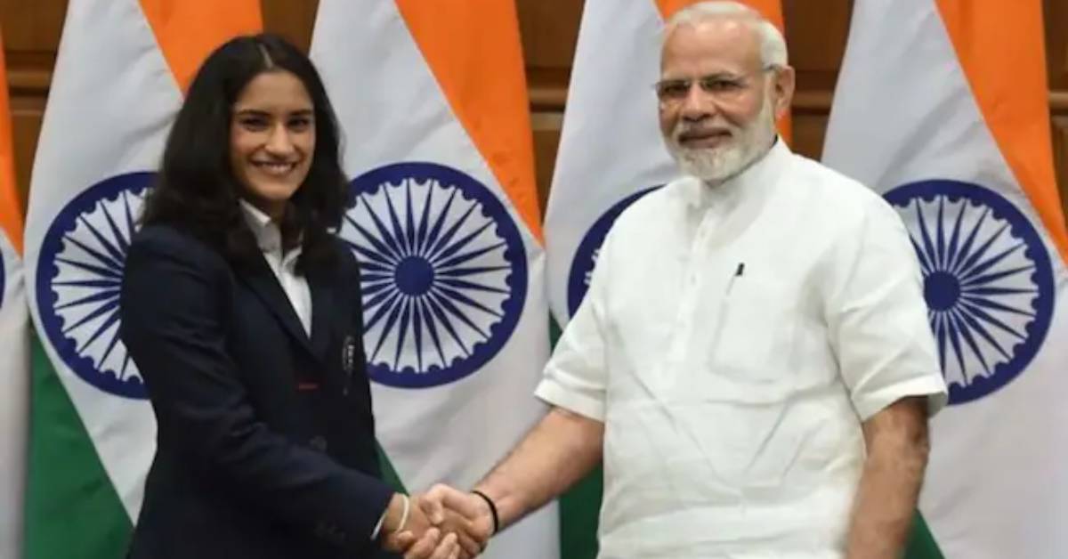 Narendra Modi Consoles Vinesh Phogat