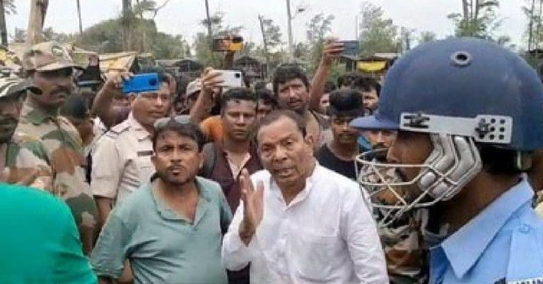 মহিলা অফিসারকে লাঠি দিয়ে মারার হুমকি কারামন্ত্রীর, গর্জে উঠলেন কুণাল ঘোষ
