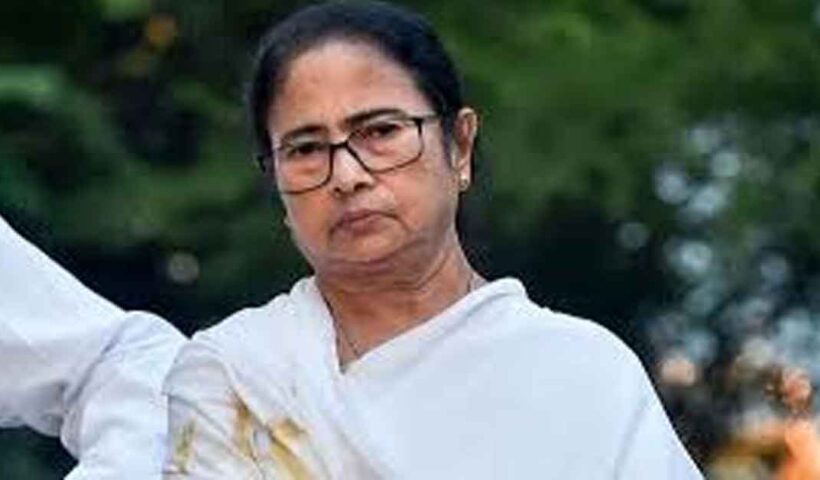 Kolkata police arrested five for conspiracy of attack mamata banerjee house at kalighat