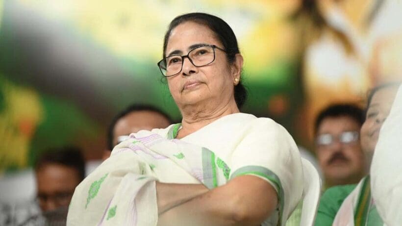 India alliance leaders support Mamata Banerjee as Supreme leader of the Alliance and keep distance from Congress