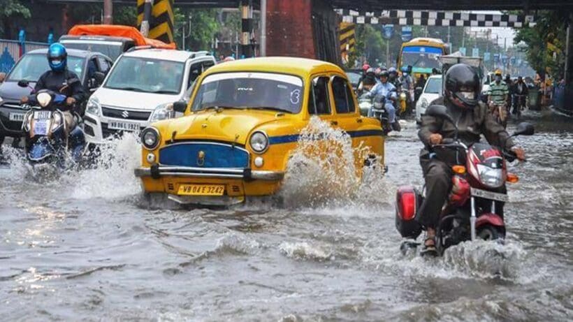 rainss উত্তাল থাকবে সমুদ্র, শুক্রে ১৫ জেলায় ঝেঁপে বর্ষণের পূর্বাভাস