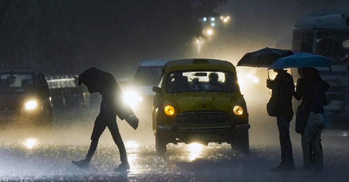 Thunderstorms and heavy rain, West Bengal will be drenched during the festivities due to the depression!