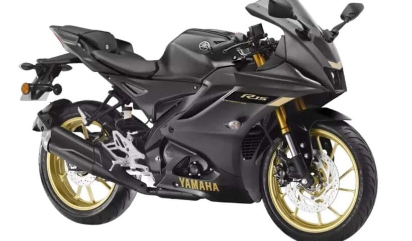 yamaha-r15