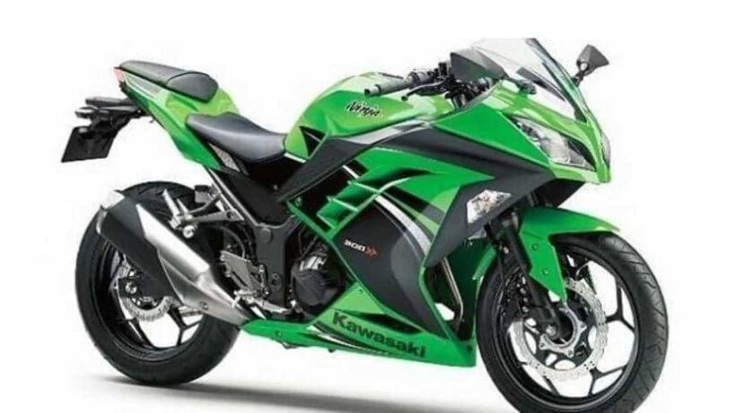 Kawasaki-Ninja-300