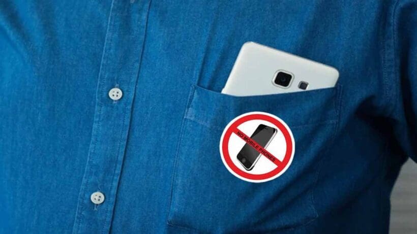 Mobile-in-Shirt-Pocket