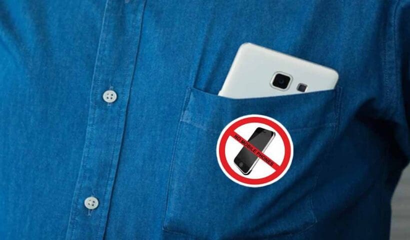 Mobile-in-Shirt-Pocket