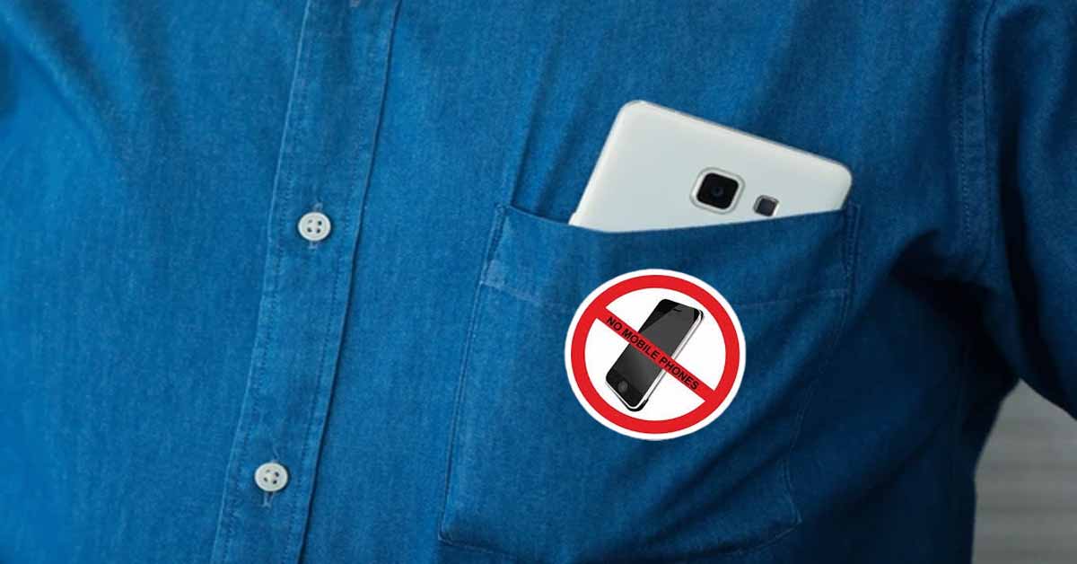 Mobile-in-Shirt-Pocket