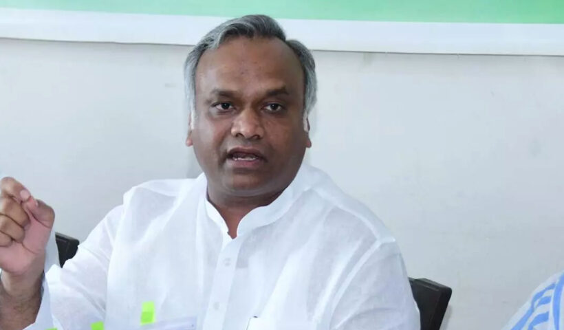 PRIYANK KHARGE প্রমাণ জমা দিক বিজেপি, খাড়গে ছুঁড়লেন চ্যালেঞ্জ!