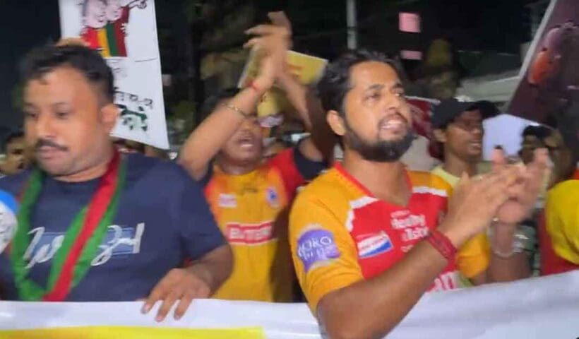 Mohanbagan and east bengal supporters demostrate rg kar protest on monday in kolkata