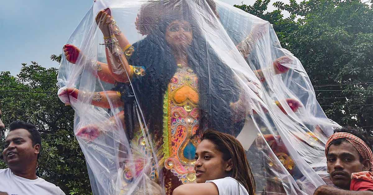 hhhhkk বঙ্গবাসীকে স্বস্তি দিয়ে পুজোয় বৃষ্টির সম্ভাবনা উড়াল হাওয়া অফিস