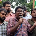The Kolkata24x7 | Politics ভাঙল পা, ফাটল মাথা, শিক্ষকদের ওপর পুলিশের বর্বরতা, পুলিশি দমন দেখে ছুটে এলেন অনিকেতরা