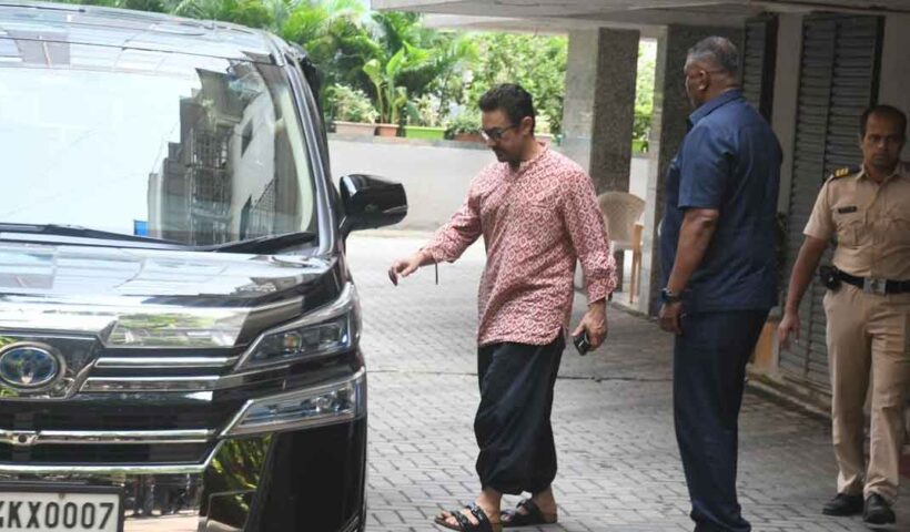 Amir Khan at Reena Dutta House